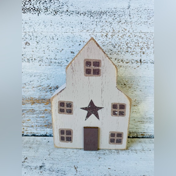 *Distressed Primitive Church Sitter - Picture 5 of 11